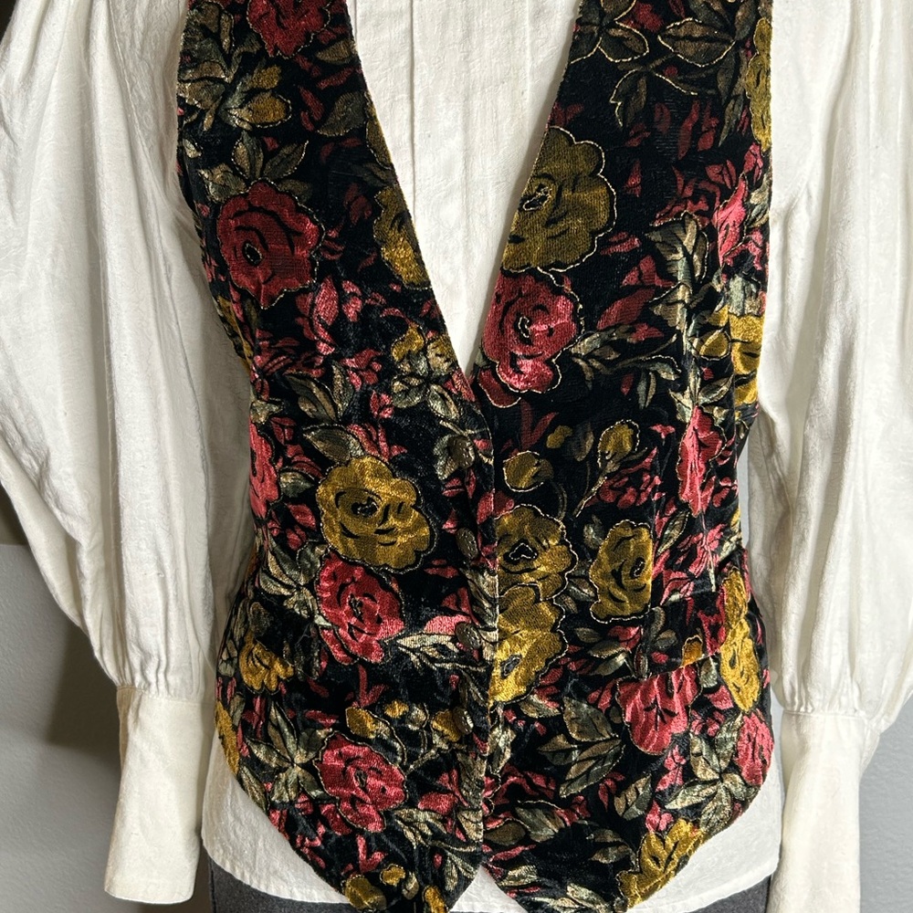 Velvet Tapestry Style 80’s Vest - Picture 7 of 11